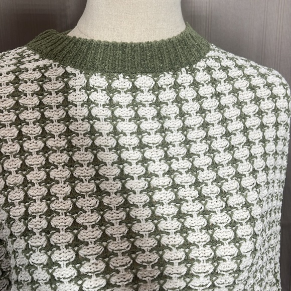 PINK ROSE White and Green Patterned Sweater - Picture 5 of 5